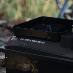 Bateau amorceur carpe team carpfishing Process bait boat